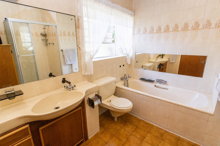 4 Bedroom Property for Sale in Heuwelsig Free State